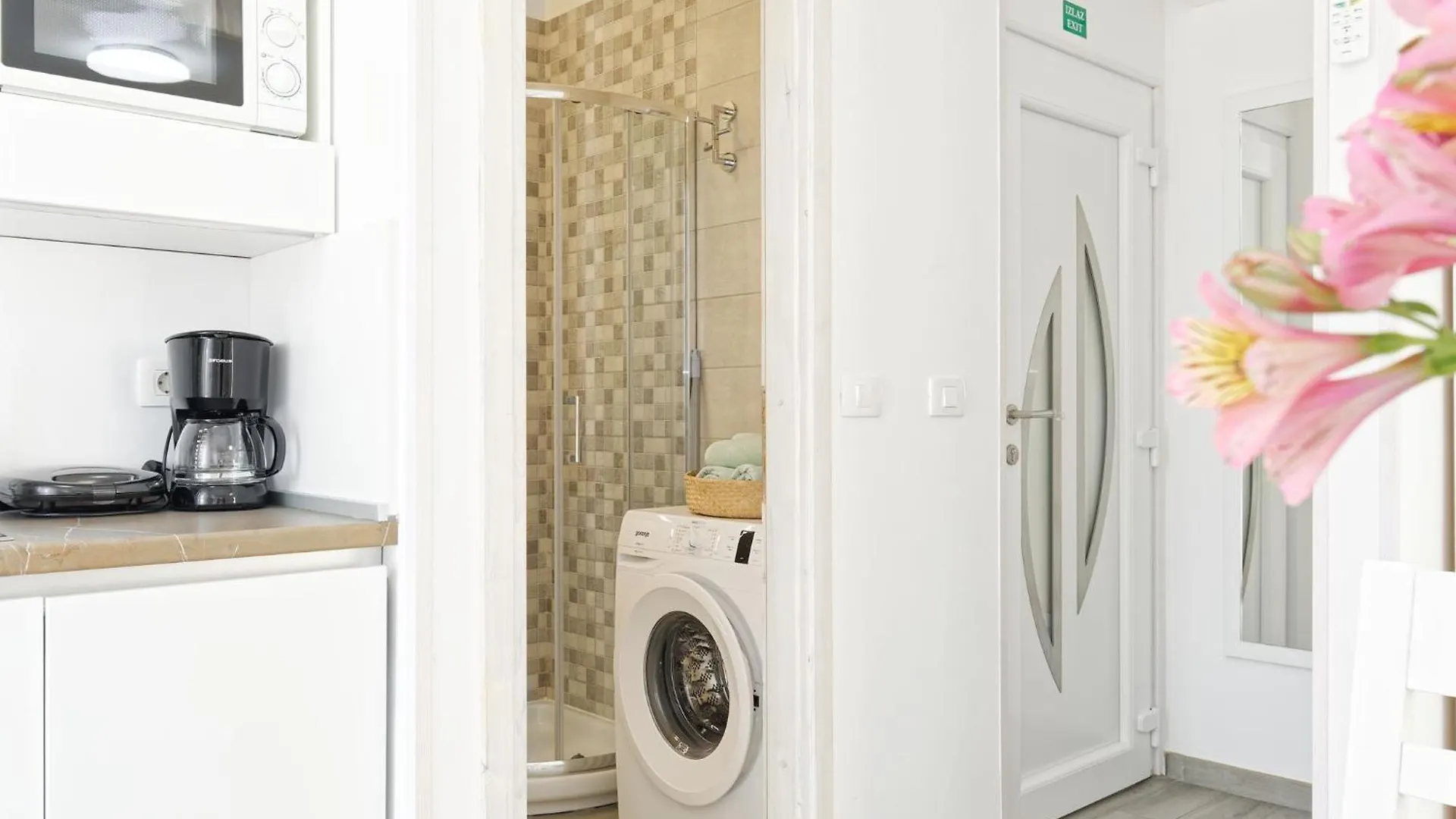 Studio Apartments Nada أوماغ 0*,  كرواتيا