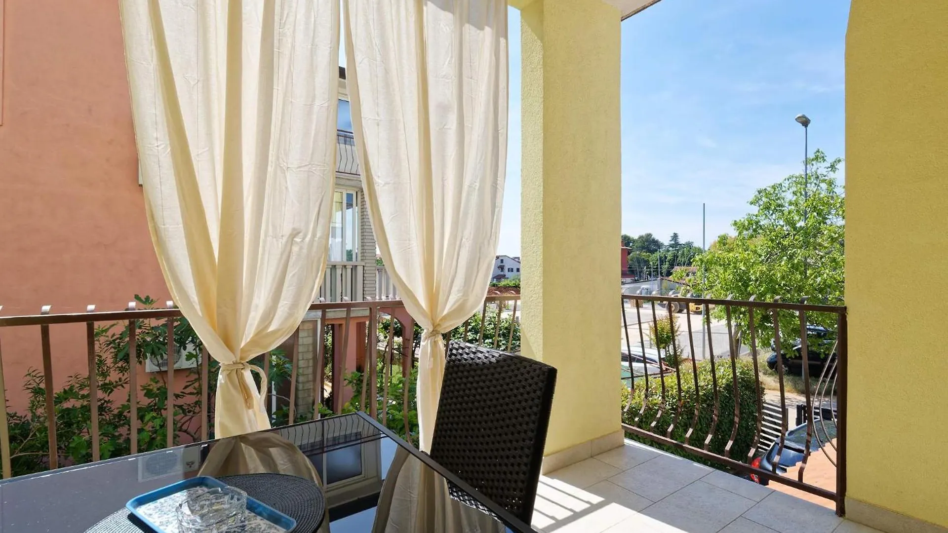 Studio Apartments Nada Umag 0*,